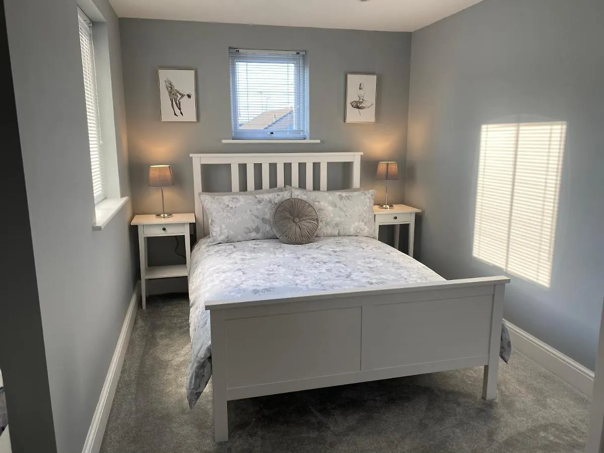 Newly Refurbished Entire Apartment - South Gosforth, Newcastle